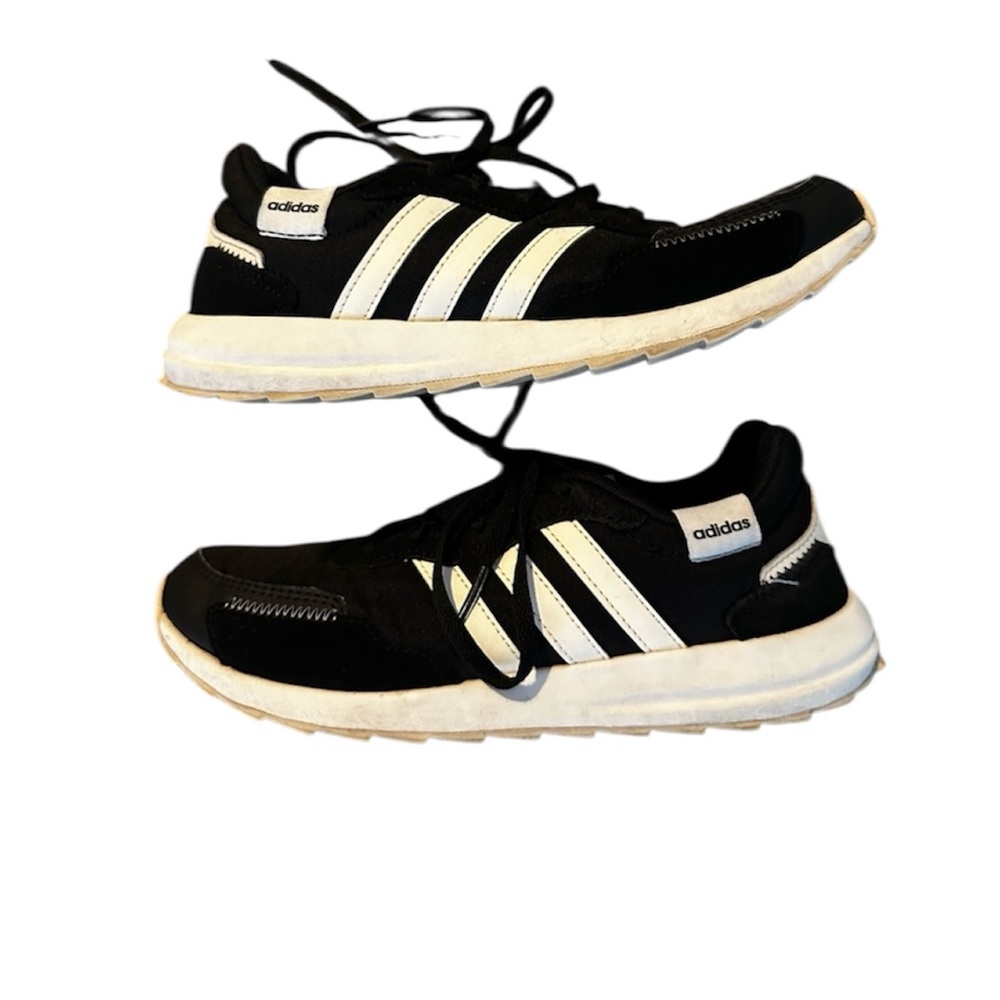 Adidas Retrorun Core Black Woman’s Sneaker Shoes